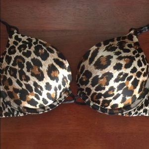 victoria’s secret miraculous plunge bra